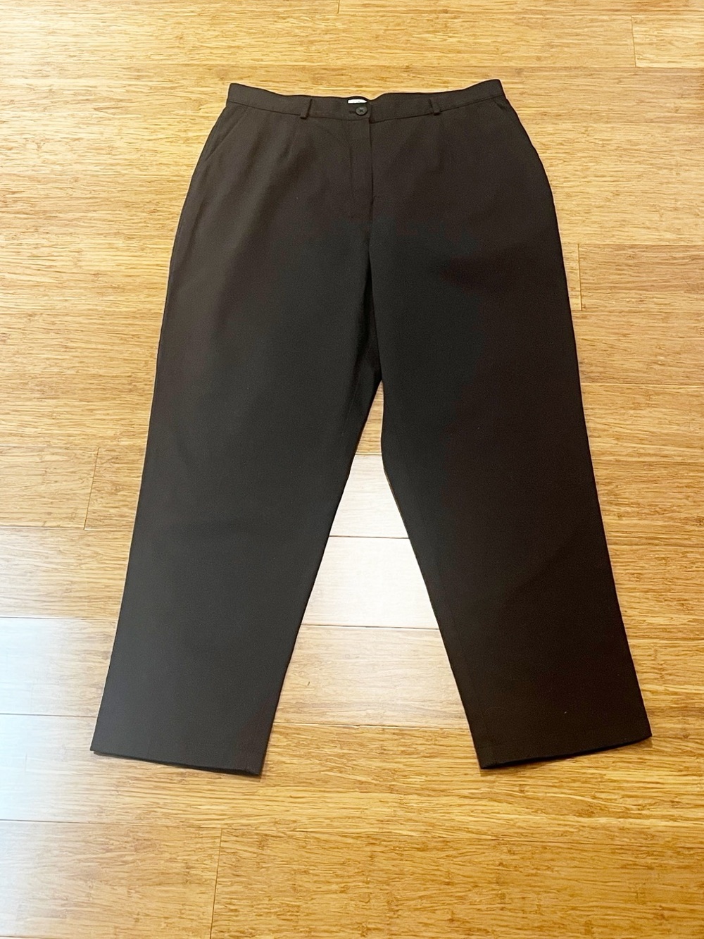 L. L. Bean vintage original fit black trousers pants front side pockets. 34 X 30